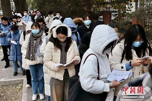 自己末节17分！杰伦-威廉姆斯：哈哈是吗？我就是投一些空位出手